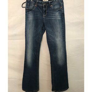 Lei Bridget Curvy Boot Cut Jeans Size 9